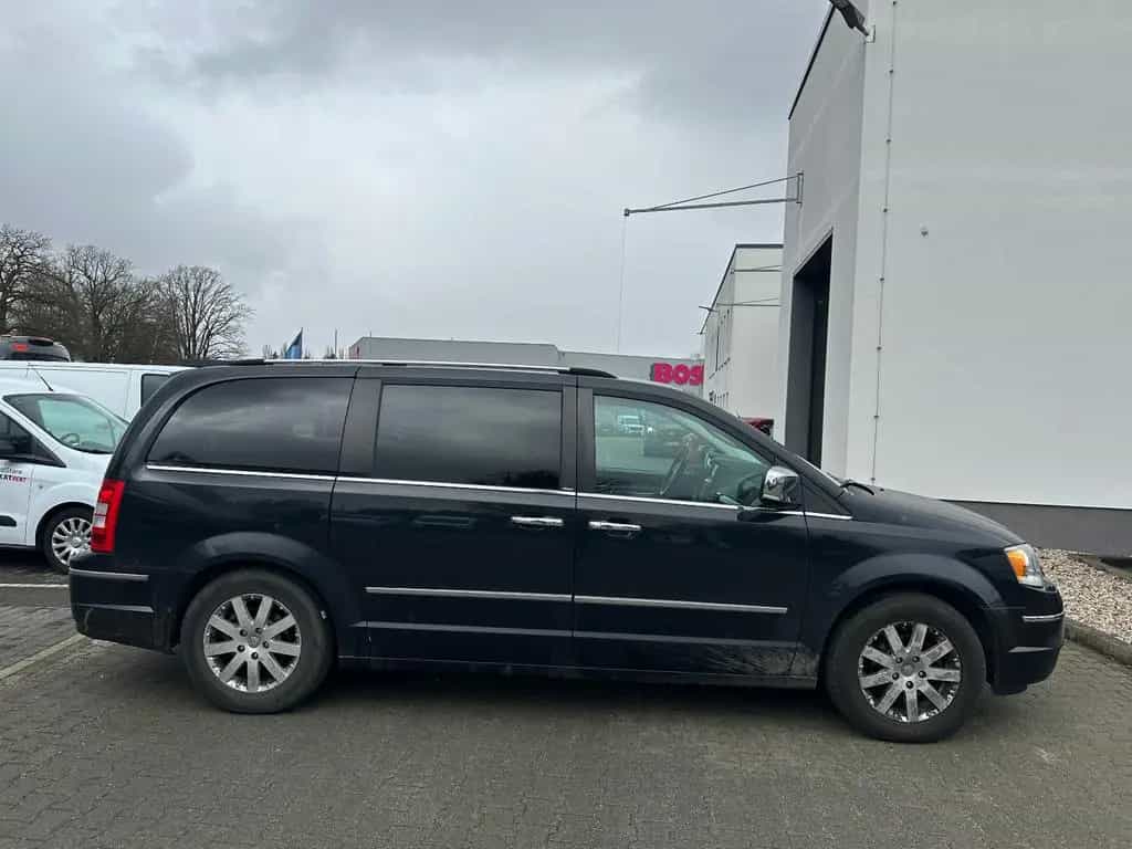 Chrysler Grand Voyager Limited  7 SITZE+ AUTOMATIK+ XENON 05/2010-photo-28