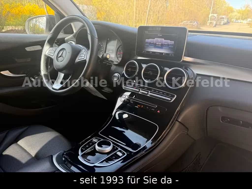 Mercedes-Benz GLC-Class 250 Coupe 4Matic 9G AMG Line*AHZV*CAM*NIGHT* 10/2016-photo-11