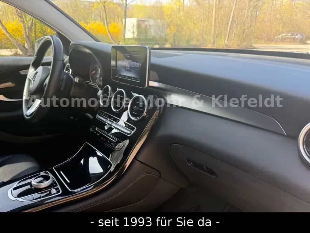 Mercedes-Benz GLC-Class 250 Coupe 4Matic 9G AMG Line*AHZV*CAM*NIGHT* 10/2016-photo-13