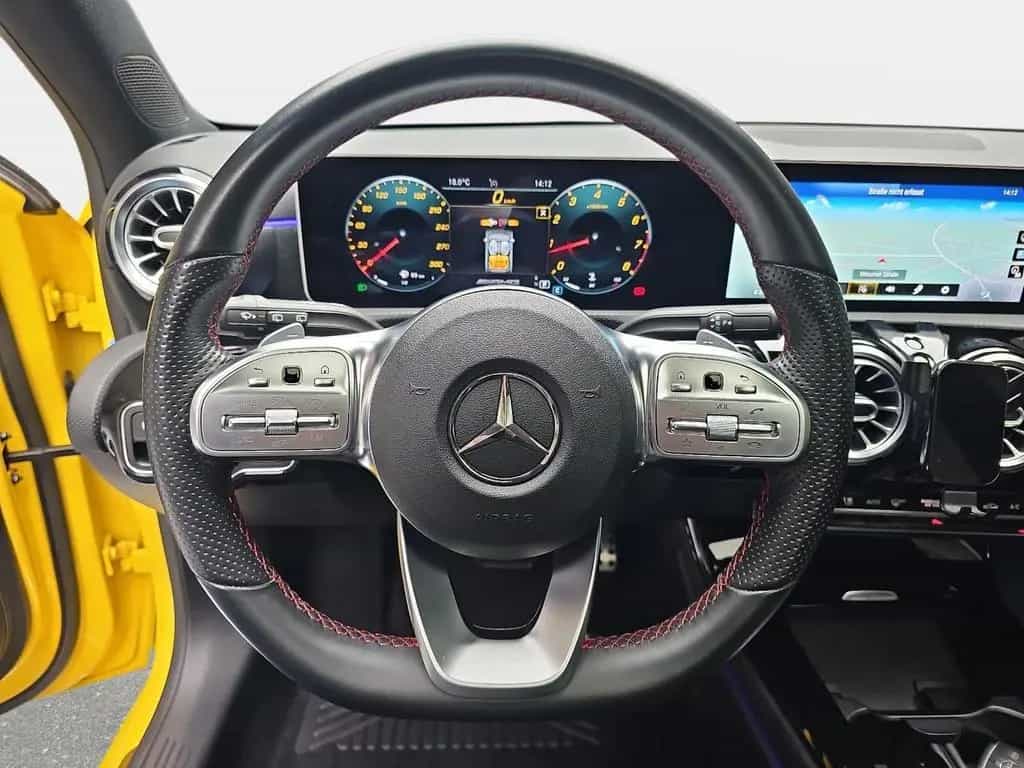 Mercedes-Benz A 220 DCT AMG LINE WINTER LED LM 04/2019-photo-13