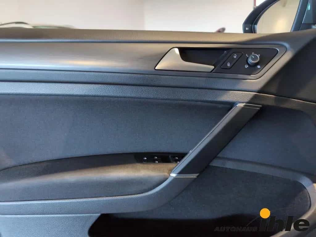 Volkswagen Golf VII Comfortline 1,5 TSI NAVI+BLUETOOTH+CLIM 12/2017-photo-10