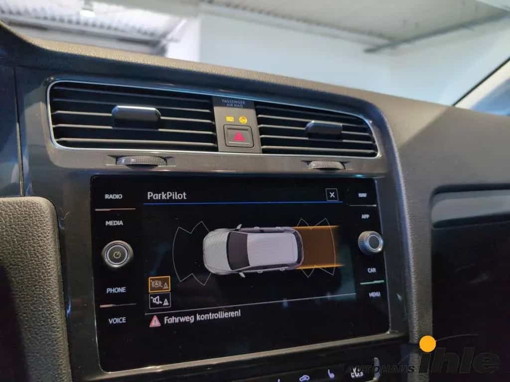 Volkswagen Golf VII Comfortline 1,5 TSI NAVI+BLUETOOTH+CLIM 12/2017-photo-12