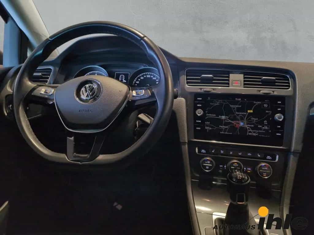 Volkswagen Golf VII Comfortline 1,5 TSI NAVI+BLUETOOTH+CLIM 12/2017-photo-5