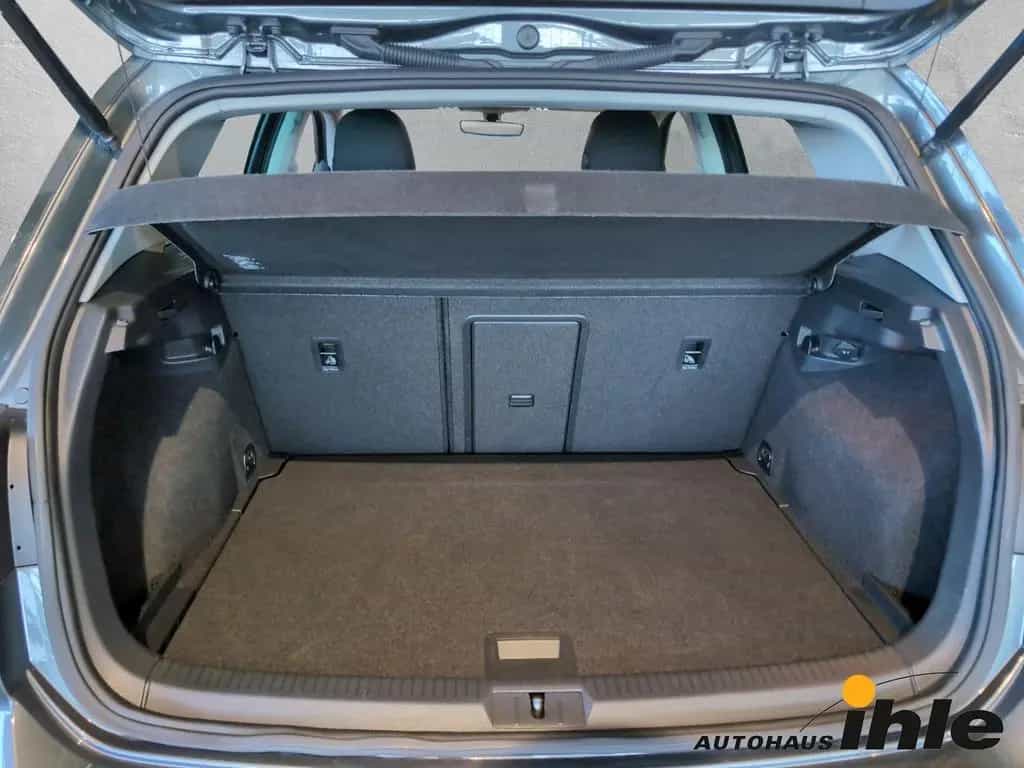 Volkswagen Golf VII Comfortline 1,5 TSI NAVI+BLUETOOTH+CLIM 12/2017-photo-9