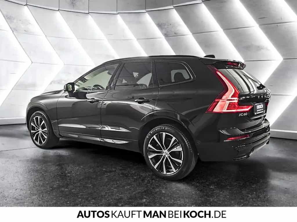Volvo XC60 B4 D Plus Dark ACC BLIS VLED STDHz AHK 4SHz 12/2023-photo-1