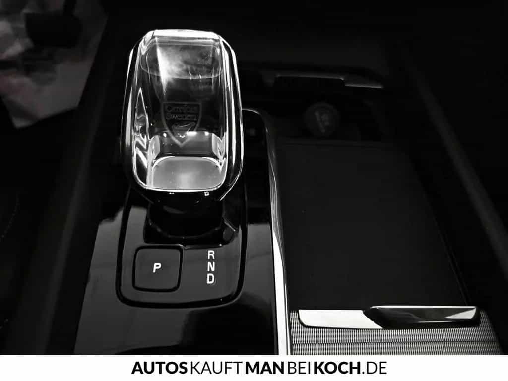 Volvo XC60 B4 D Plus Dark ACC BLIS VLED STDHz AHK 4SHz 12/2023-photo-29