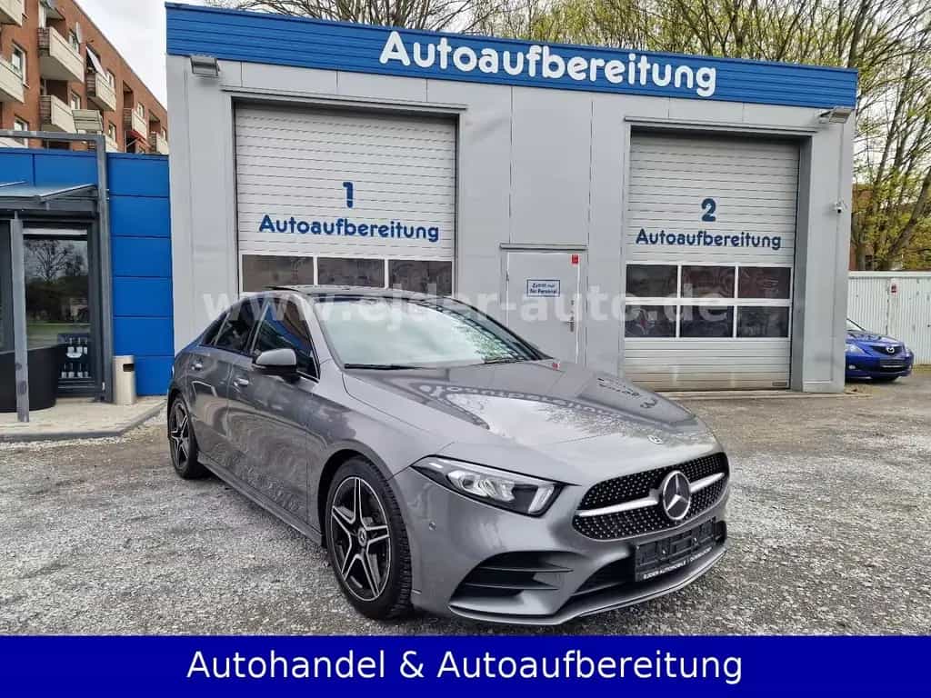 Mercedes-Benz A 200 Limousine Automatik **AMG-LINE**PANORAMA** 09/2019-photo-0