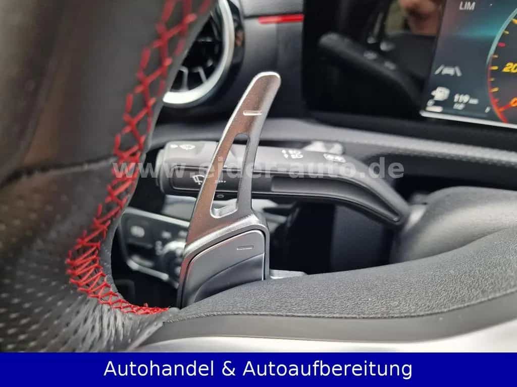 Mercedes-Benz A 200 Limousine Automatik **AMG-LINE**PANORAMA** 09/2019-photo-27