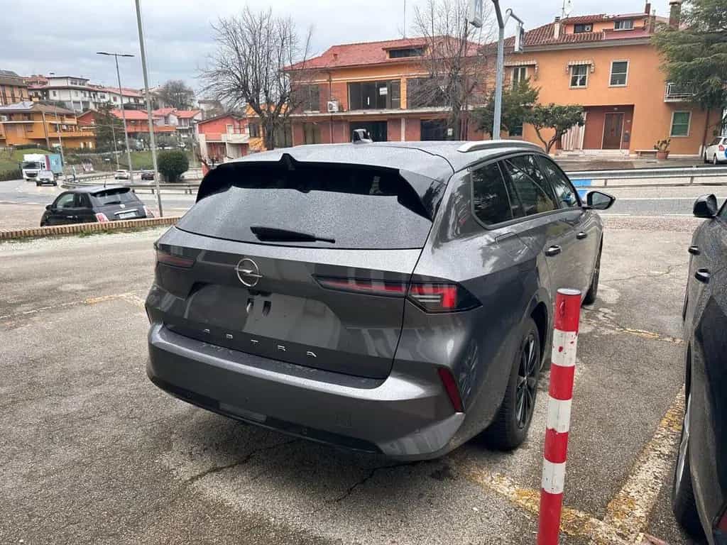 Other Opel Astra 1.5 Turbo Diesel 130 CV AT8 Sports To 01/2024-photo-4