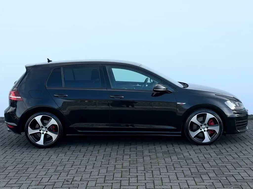 Volkswagen Golf VII Lim. GTI Performance BMT 05/2015-photo-3