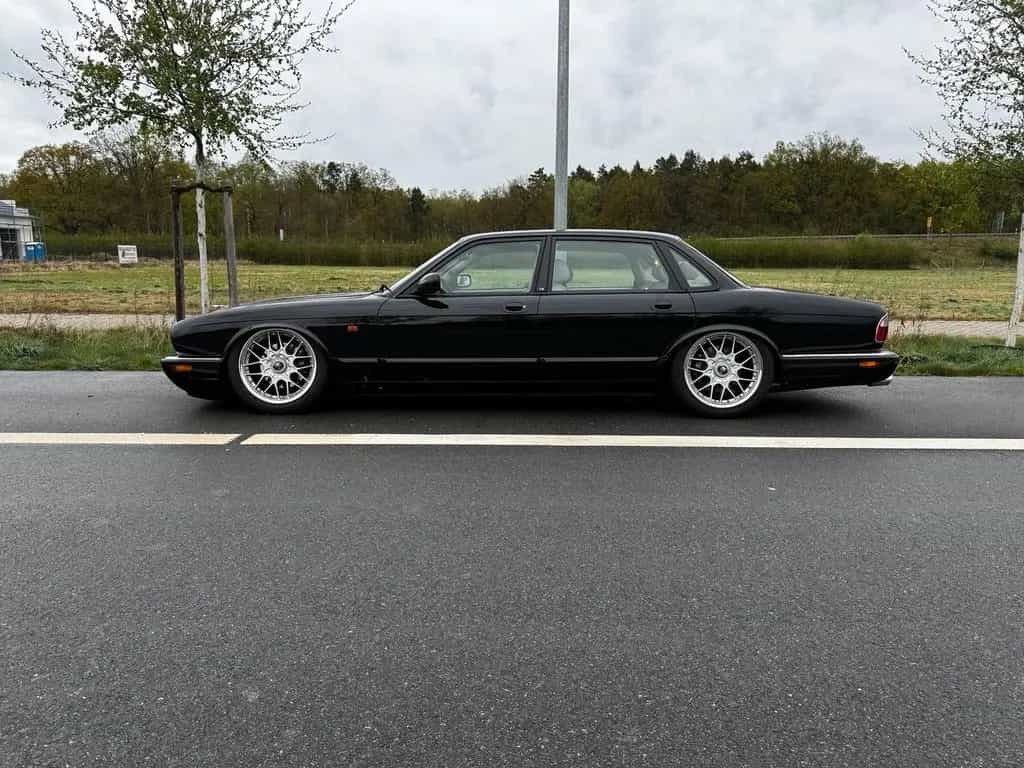 Jaguar XJ8 4.0 V8 mit Luftfahrwerk / Airride 03/2002-photo-3