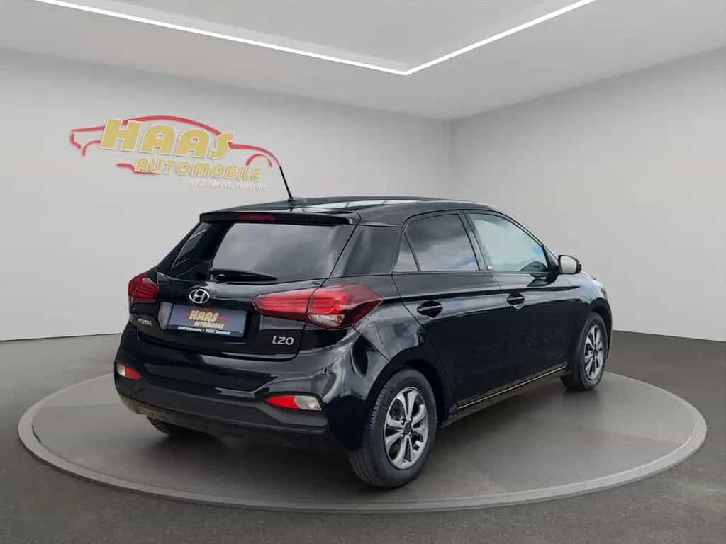 Hyundai i20 YES! *Kamera*Tempomat*aus 1.Hand* 02/2020-photo-7