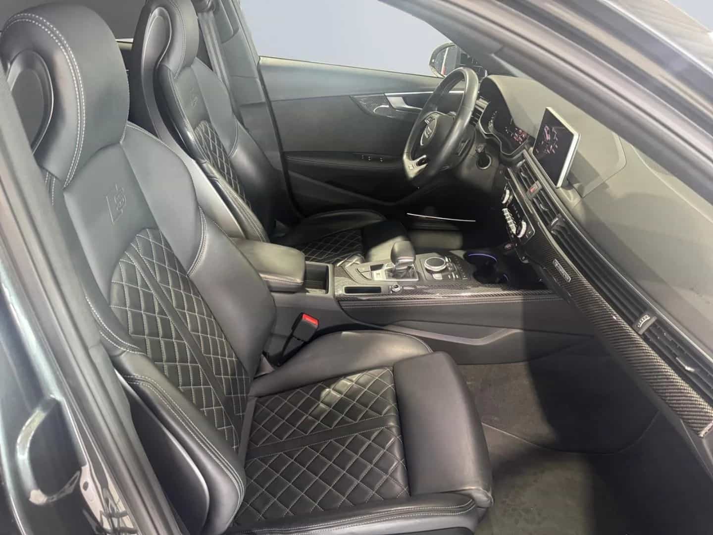 Audi S4 10/2019-photo-20