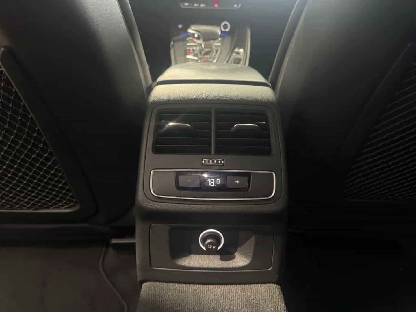 Audi S4 10/2019-photo-23