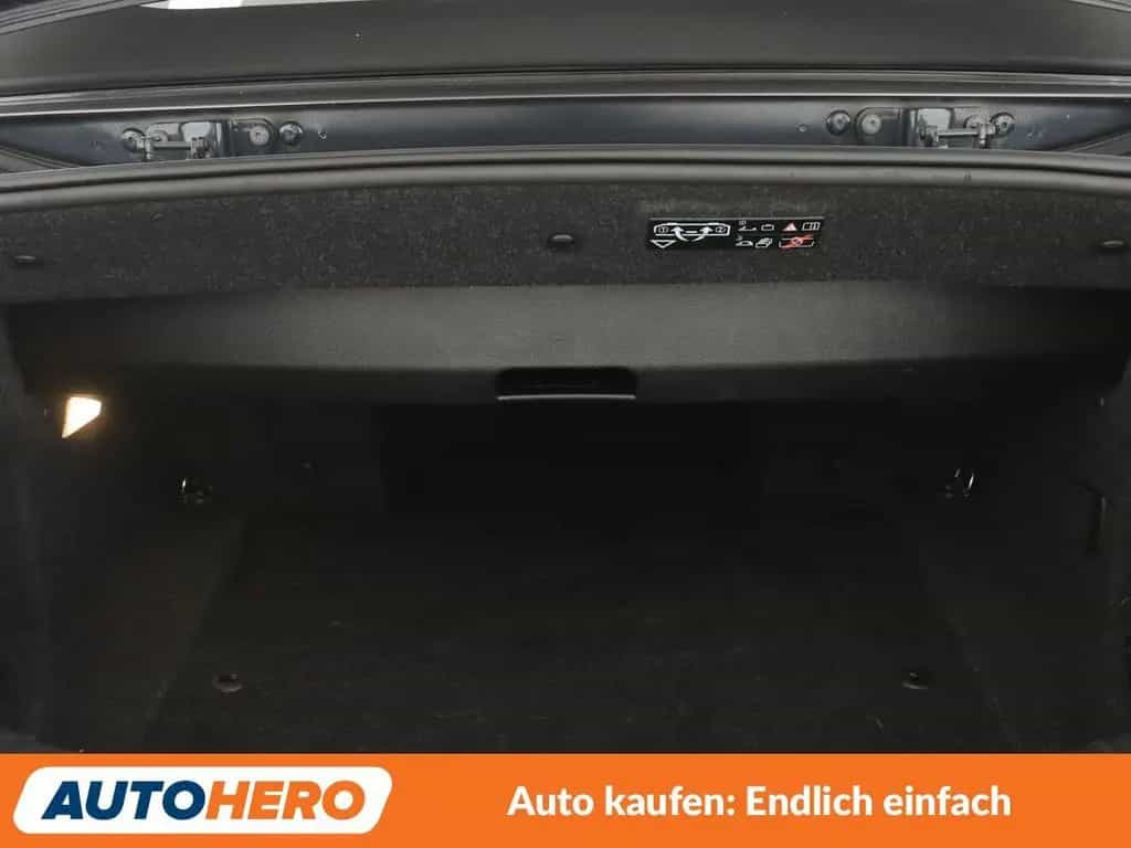 BMW 2 Series 220i Sport Line Aut.*NAVI*BI-XENON*TEMPO*PDC 04/2015-photo-17