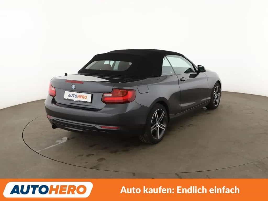 BMW 2 Series 220i Sport Line Aut.*NAVI*BI-XENON*TEMPO*PDC 04/2015-photo-5