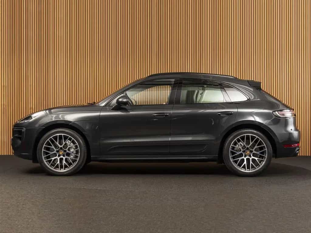 Porsche Macan Turbo SportDesign-BURMESTER-18w-21"-PANO 02/2020-photo-1
