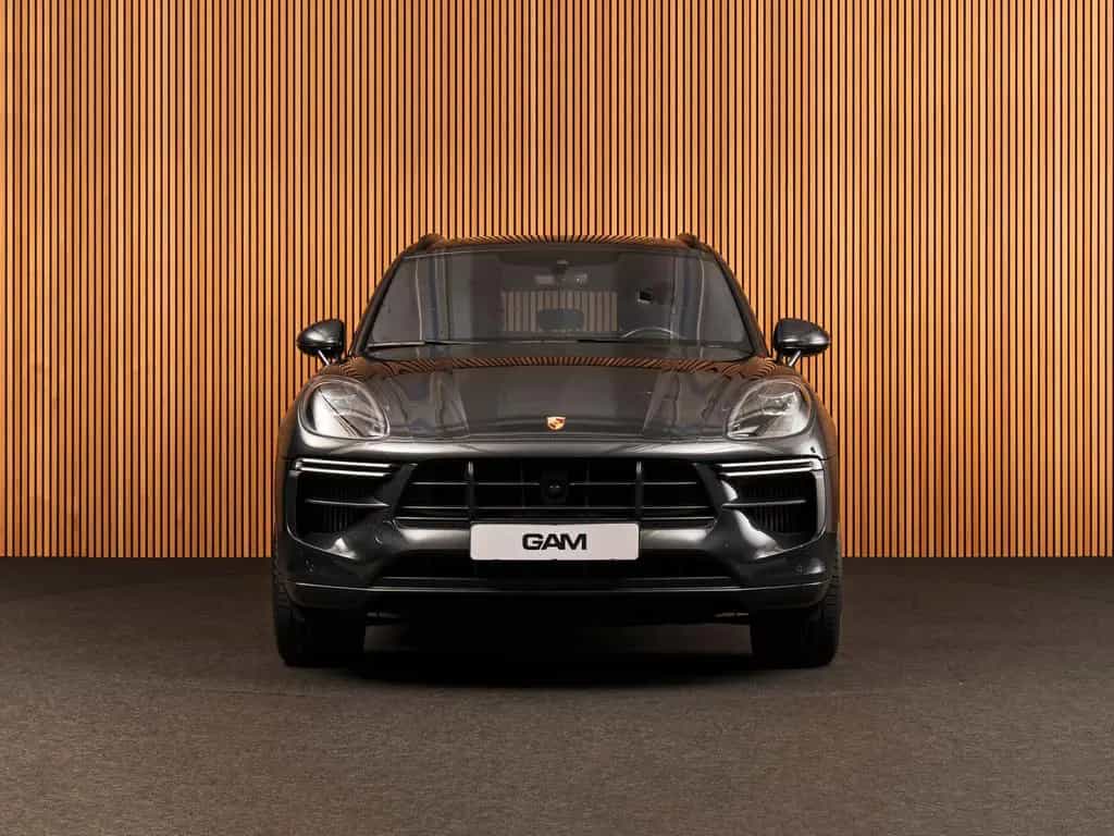 Porsche Macan Turbo SportDesign-BURMESTER-18w-21"-PANO 02/2020-photo-7