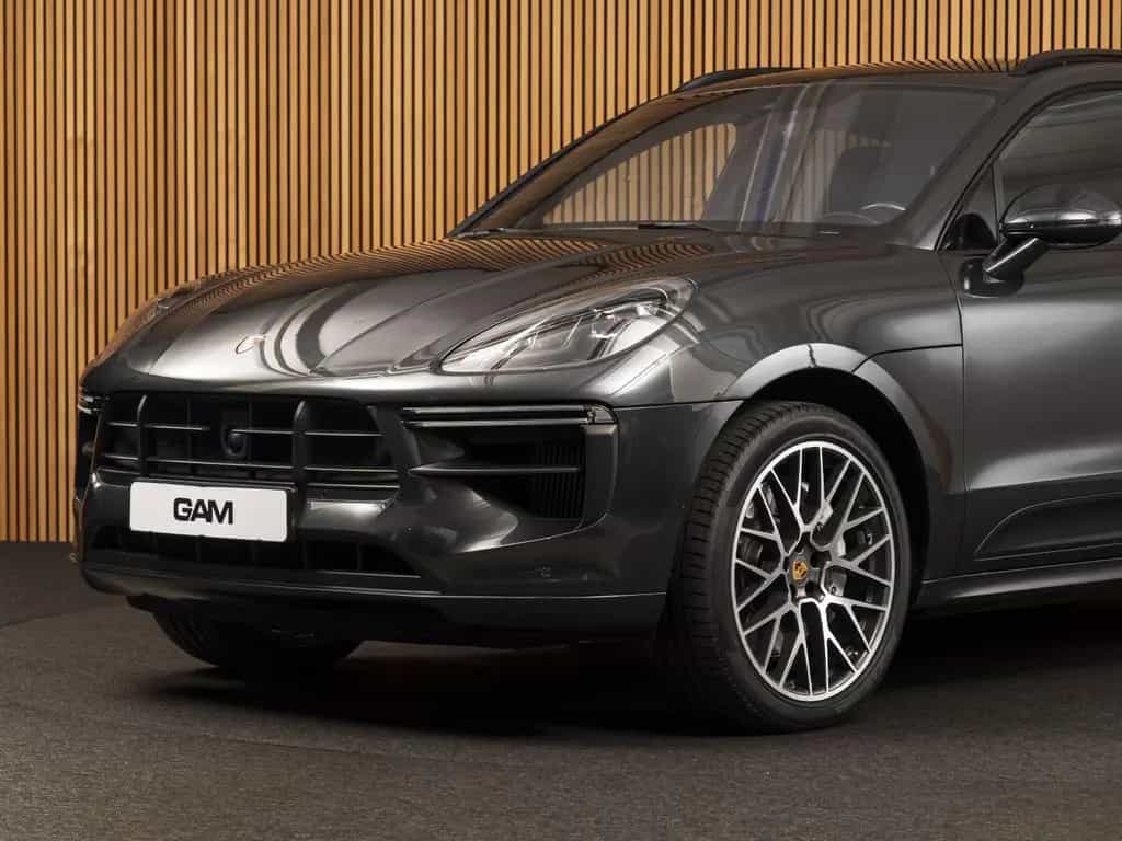 Porsche Macan Turbo SportDesign-BURMESTER-18w-21"-PANO 02/2020-photo-8