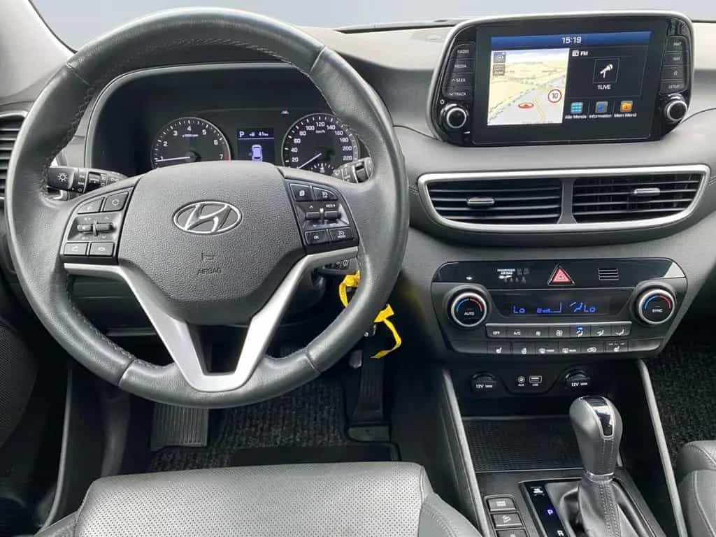 Hyundai TUCSON 1.6 Turbo DCT Trend *AHK*Leder*Pano*RCam* 01/2019-photo-11