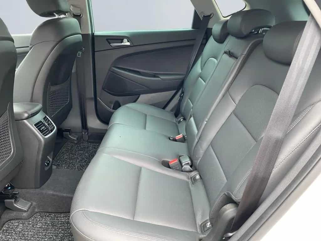 Hyundai TUCSON 1.6 Turbo DCT Trend *AHK*Leder*Pano*RCam* 01/2019-photo-16