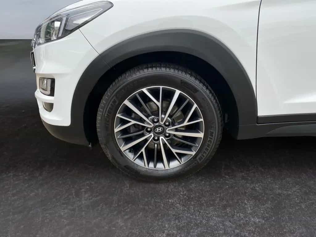 Hyundai TUCSON 1.6 Turbo DCT Trend *AHK*Leder*Pano*RCam* 01/2019-photo-21