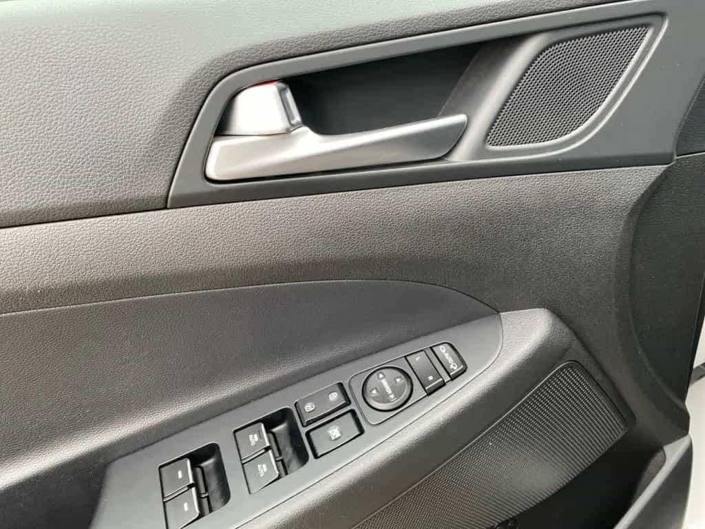 Hyundai TUCSON 1.6 Turbo DCT Trend *AHK*Leder*Pano*RCam* 01/2019-photo-22