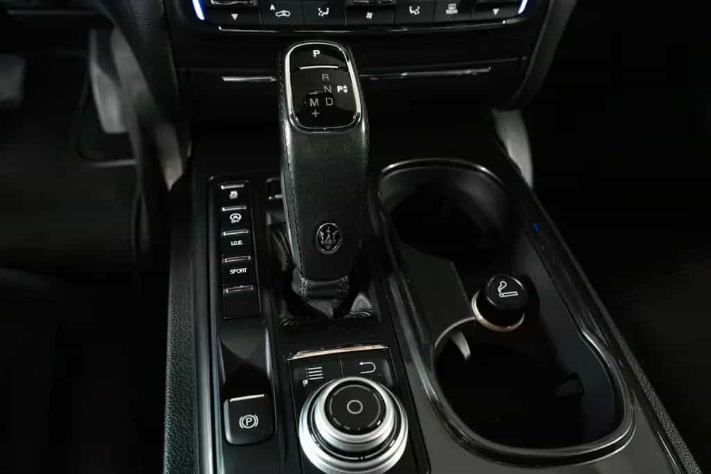 Maserati Ghibli S Q4 3.0 V6 RFK SHZ GRA APP LEDER 21-Zoll 01/2020-photo-18