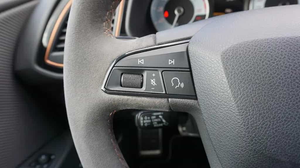 Seat Leon Cupra R Limitiert 673 von 799, ACC, Kamera 06/2018-photo-24