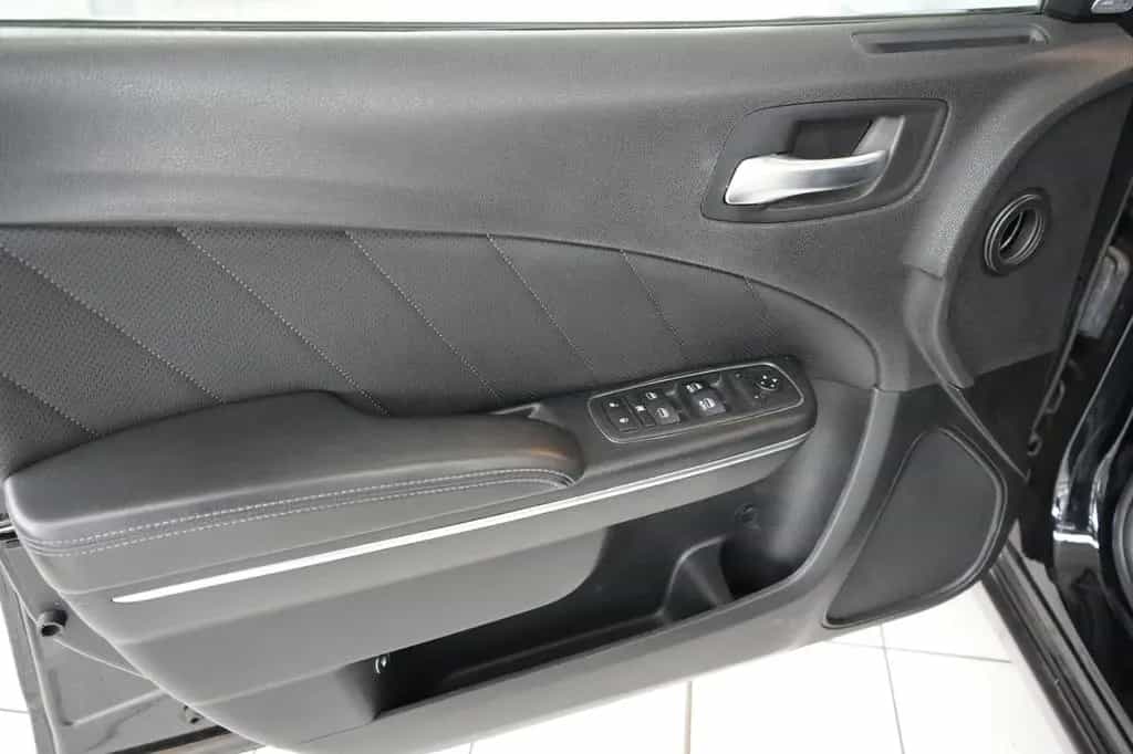 Dodge Charger 5.7l V8 07/2018-photo-16