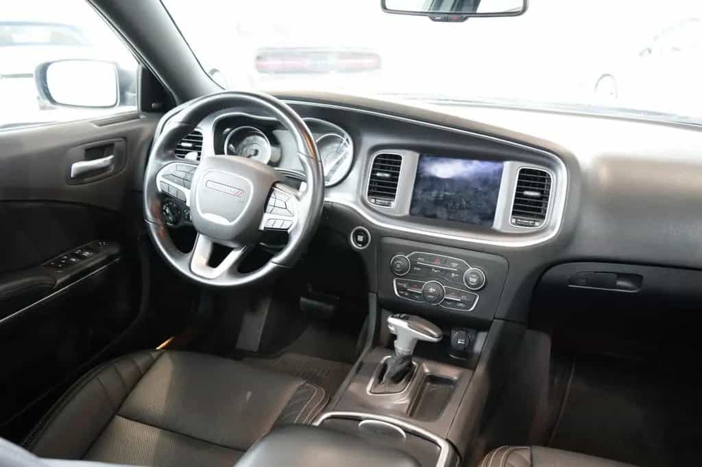 Dodge Charger 5.7l V8 07/2018-photo-4
