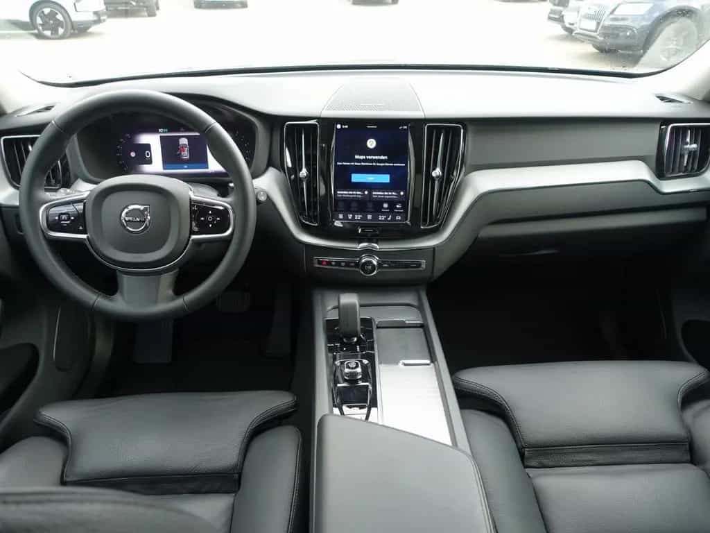 Volvo XC60 Plus B4 Dark/AHK/H&K/BLIS/Memory/Kamera 11/2023-photo-12