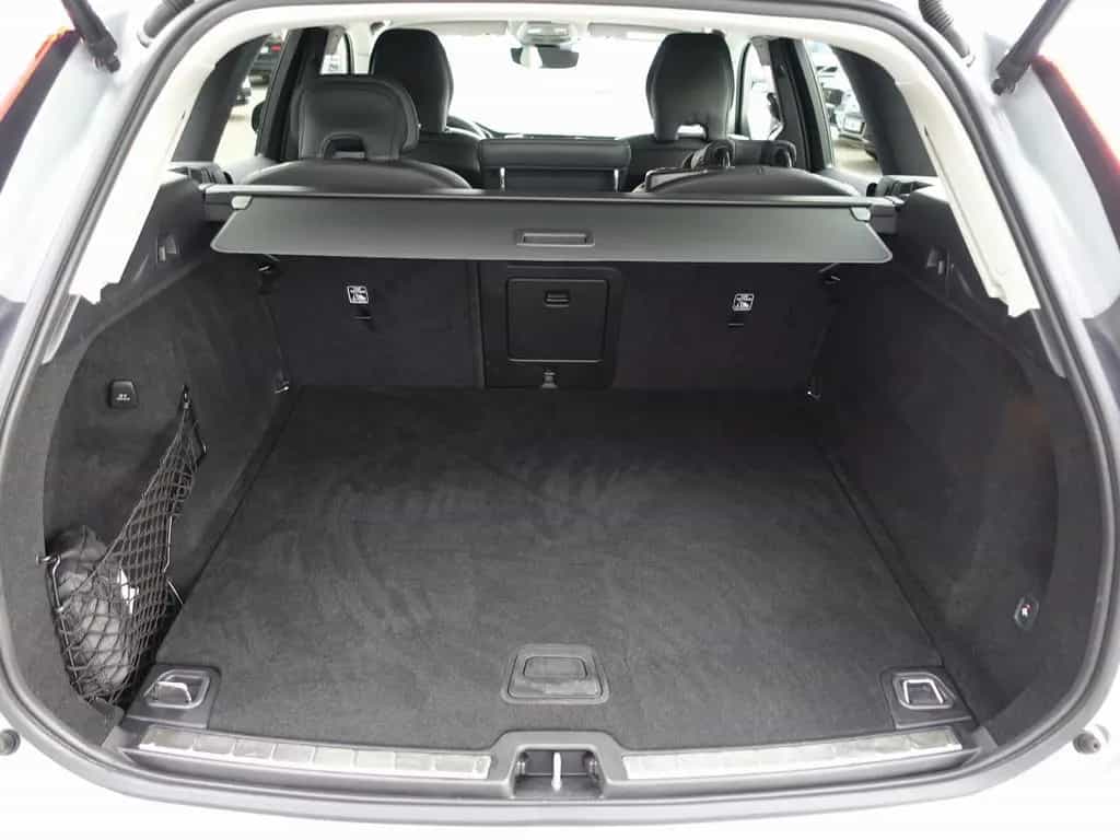Volvo XC60 Plus B4 Dark/AHK/H&K/BLIS/Memory/Kamera 11/2023-photo-23