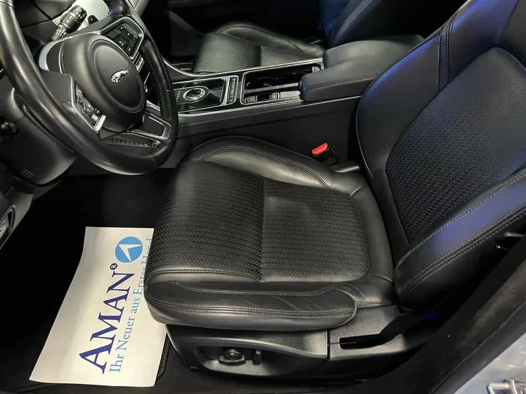 Jaguar XF E-Performance Sportbr. Auto. 2.0 (AMAN®) 08/2018-photo-10