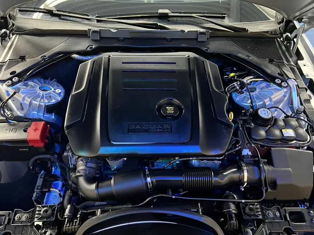 Jaguar XF E-Performance Sportbr. Auto. 2.0 (AMAN®) 08/2018-photo-16