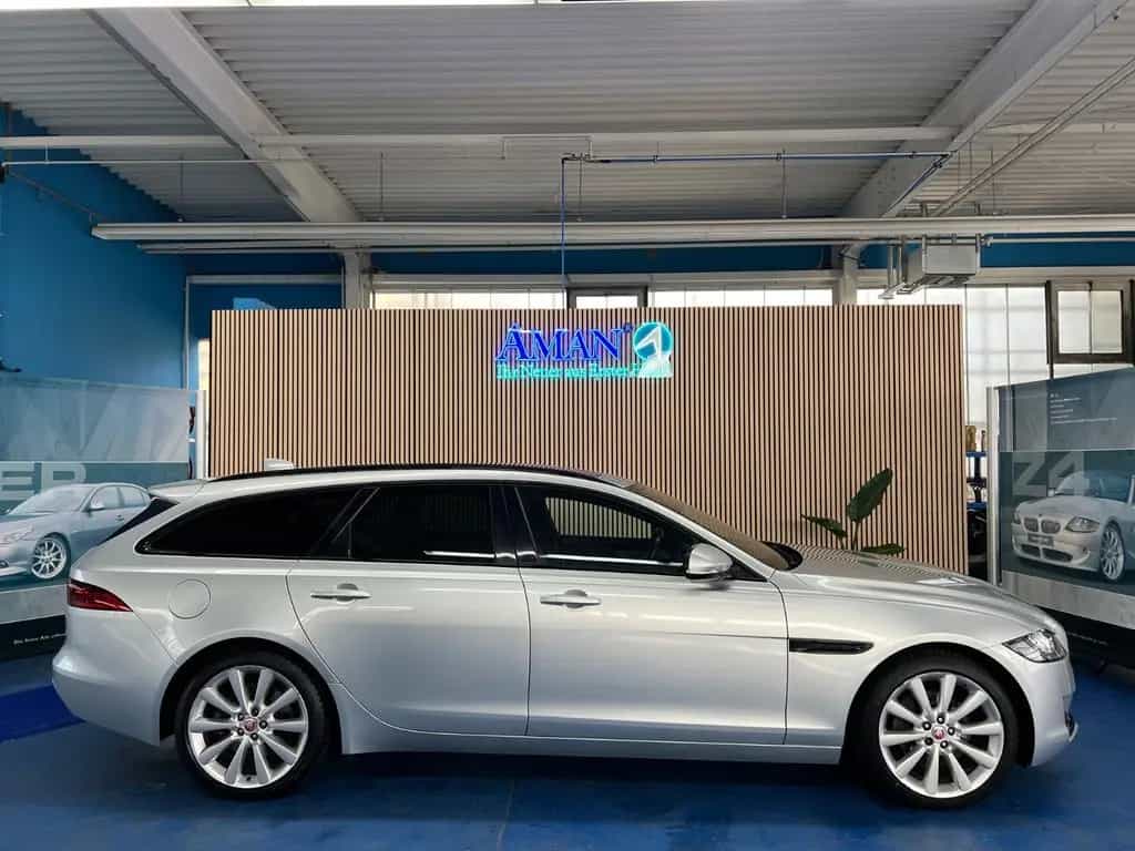Jaguar XF E-Performance Sportbr. Auto. 2.0 (AMAN®) 08/2018-photo-5