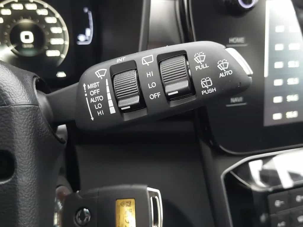 KGM Tivoli NOMAD 1.5 °Navi°RFK°PDC°SHZ°ALU°Tempomat° null-photo-18