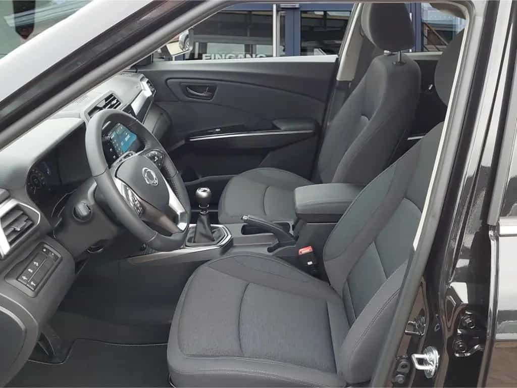 KGM Tivoli NOMAD 1.5 °Navi°RFK°PDC°SHZ°ALU°Tempomat° null-photo-6