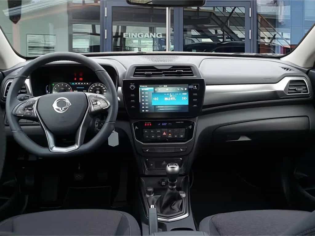 KGM Tivoli NOMAD 1.5 °Navi°RFK°PDC°SHZ°ALU°Tempomat° null-photo-8
