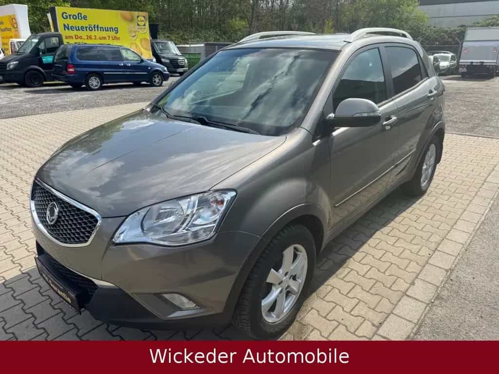 Ssangyong Korando Quartz 4x4/Tüv Neu/Top Pflege 05/2012-photo-2