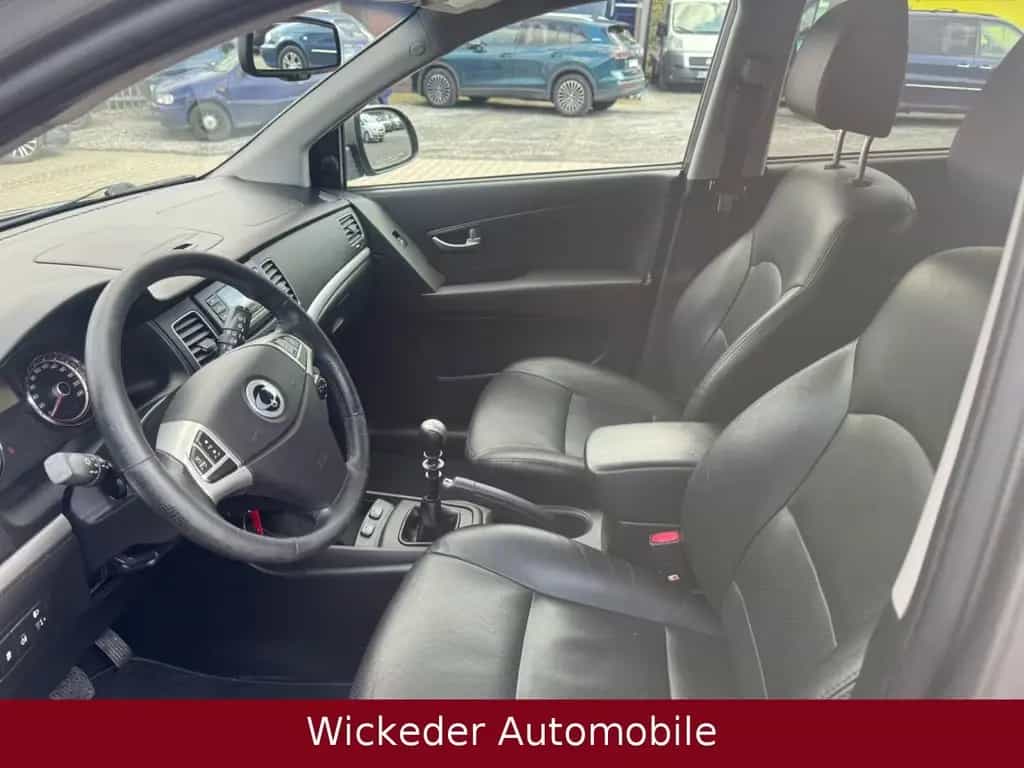 Ssangyong Korando Quartz 4x4/Tüv Neu/Top Pflege 05/2012-photo-6