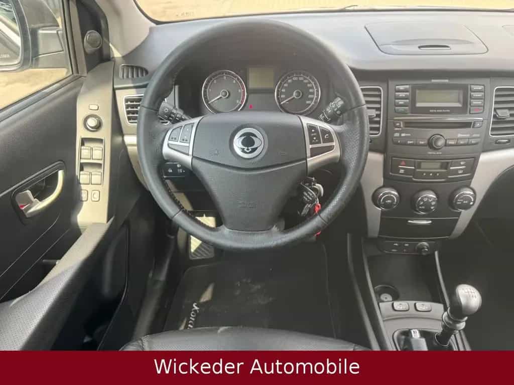 Ssangyong Korando Quartz 4x4/Tüv Neu/Top Pflege 05/2012-photo-9