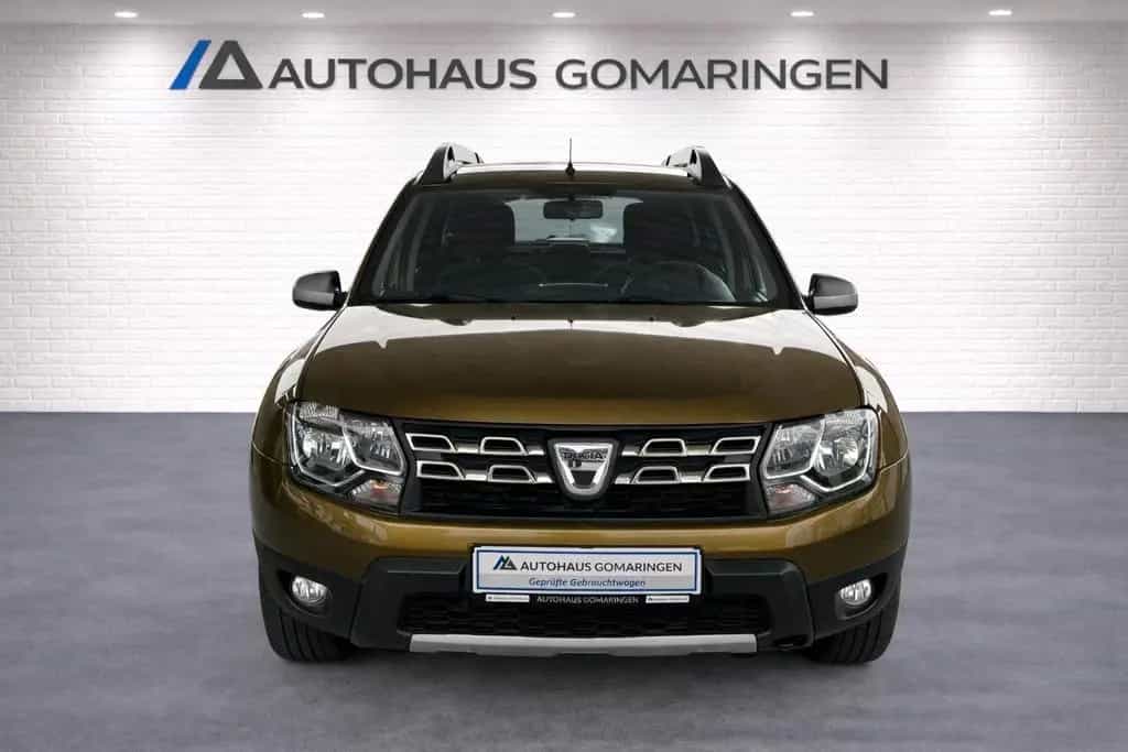 Dacia Duster I Prestige 4x4*AHK*LEDER*NAVI*KAMERA*FES* 08/2016-photo-2