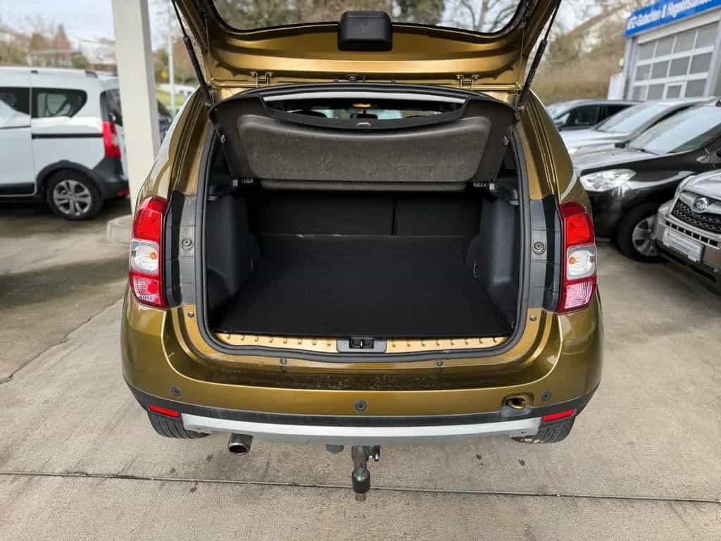 Dacia Duster I Prestige 4x4*AHK*LEDER*NAVI*KAMERA*FES* 08/2016-photo-20