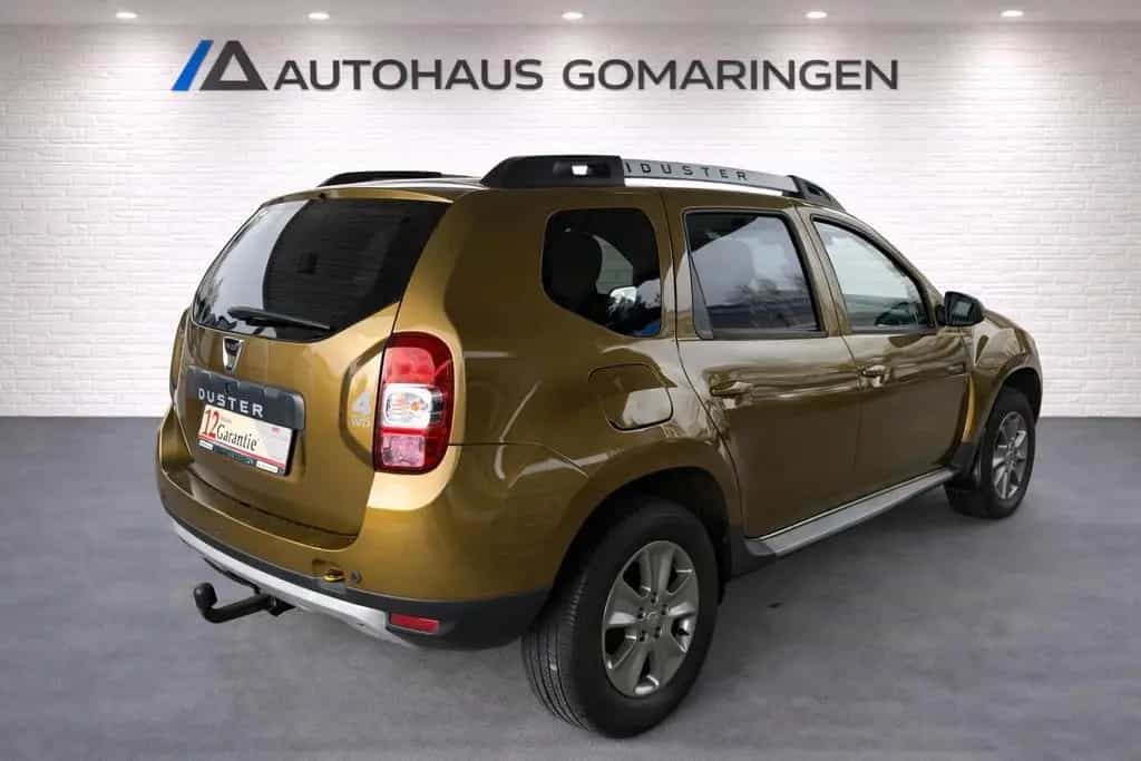 Dacia Duster I Prestige 4x4*AHK*LEDER*NAVI*KAMERA*FES* 08/2016-photo-4