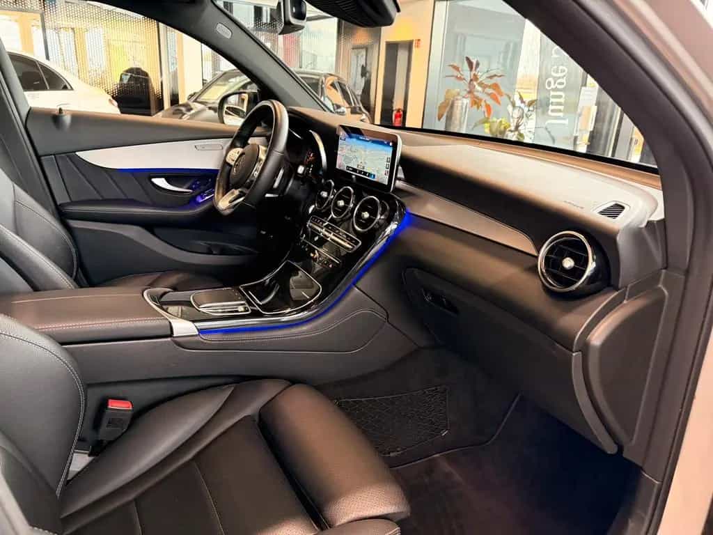 Mercedes-Benz GLC-Class 300 4M AMG Coupé SHD MULTIBEAM AHK DISTRONIC 08/2019-photo-4
