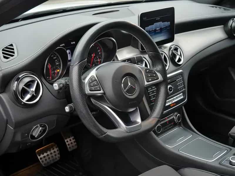 Mercedes-Benz CLA-Class 200 SB PEAK AMG NIGHT KAMERA PANO PDC SHD 03/2018-photo-11