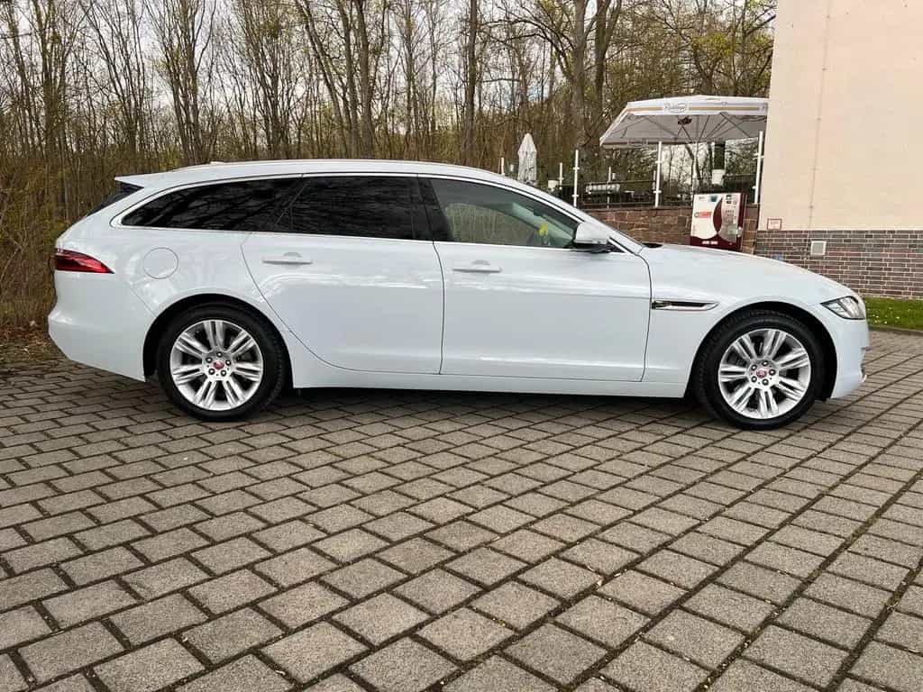 Jaguar XF Top Zustand | 1,5 Jahre TÜV 05/2018-photo-4