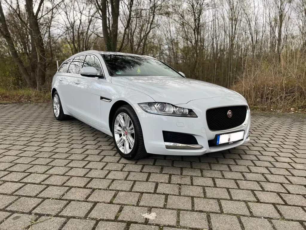 Jaguar XF Top Zustand | 1,5 Jahre TÜV 05/2018-photo-5