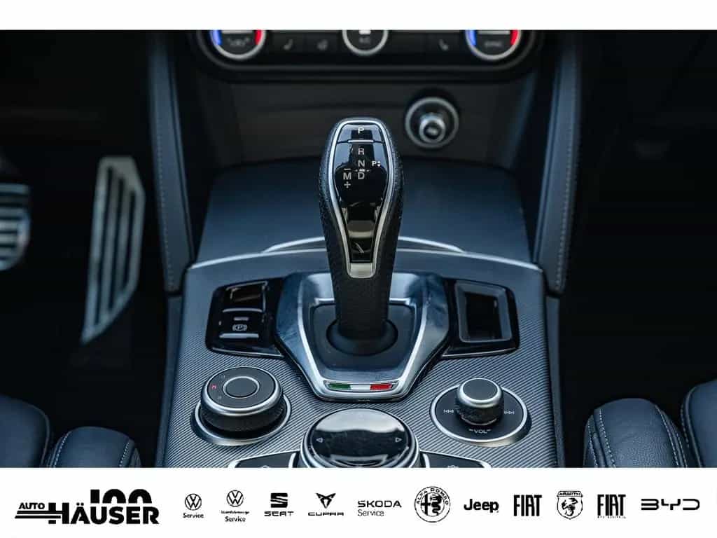 Alfa Romeo Stelvio Veloce 2.2 Diesel Q4 EL. HECKKL. NAVI KA 11/2023-photo-16